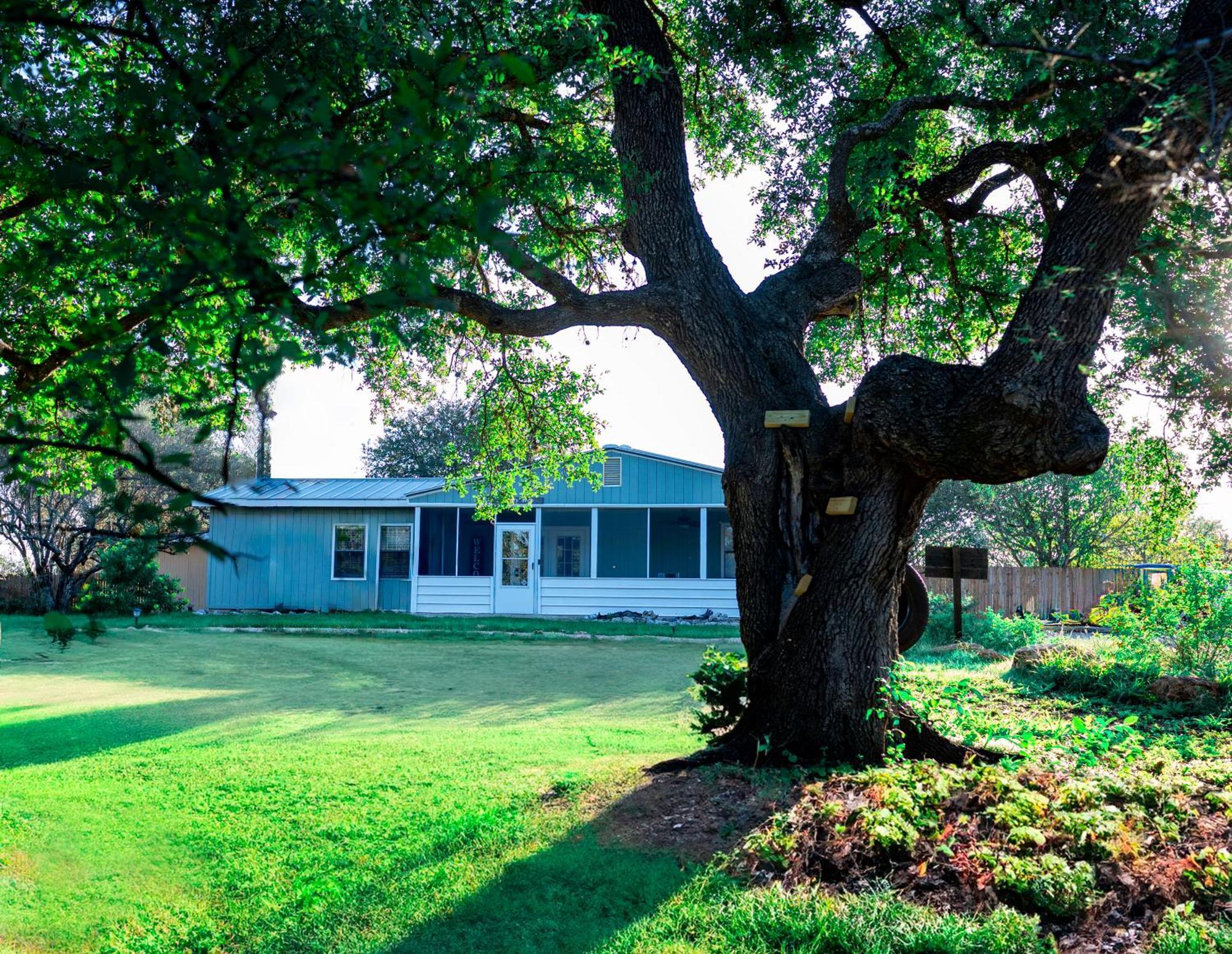 Hadley'S House - A Country 3 Bdrm With Screened-In Porch New Braunfels Extérieur photo